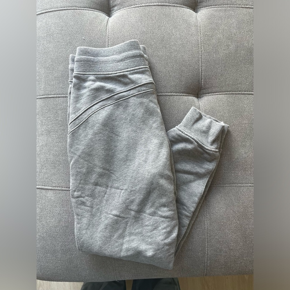 LULULEMON JOGGER